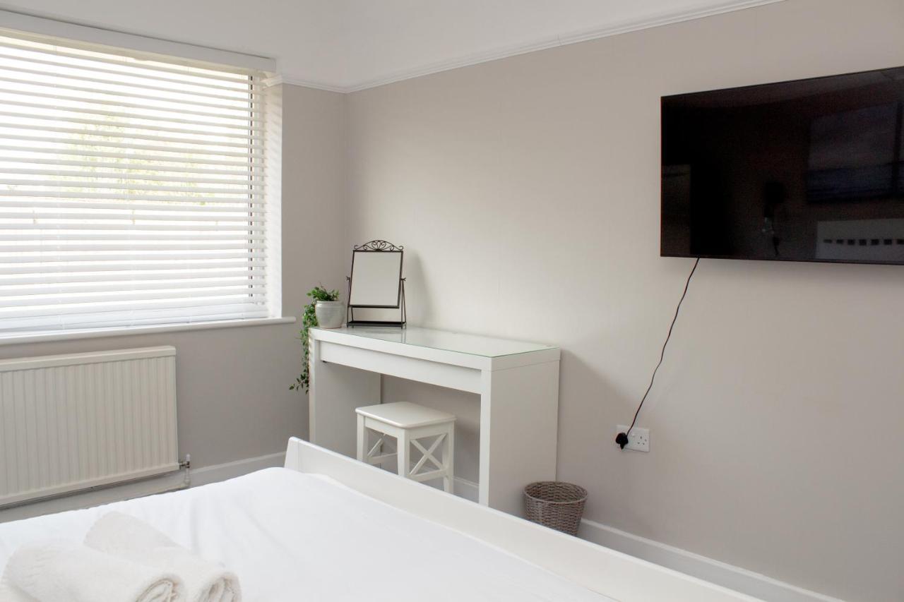 Cosy 3Bed Bungalow In West Kirby, Free Parking Frankby Ngoại thất bức ảnh